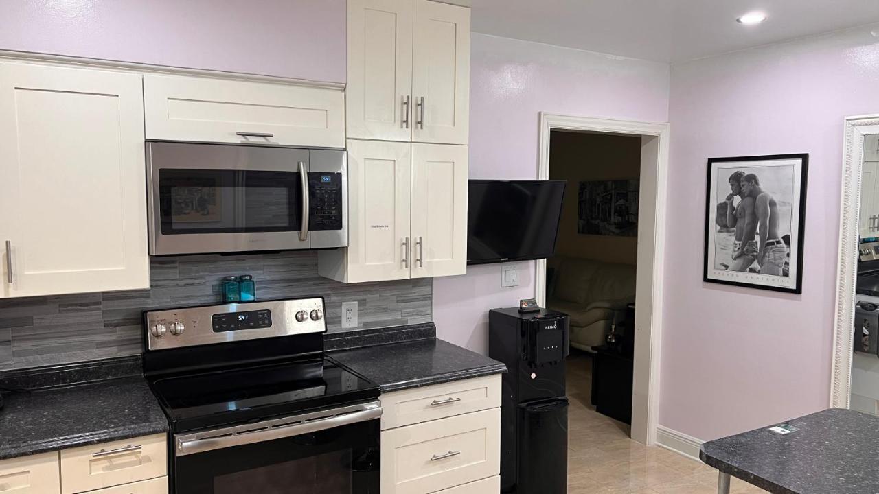 Billy'S Resort- Men Only - Solo Hombres Wilton Manors Экстерьер фото