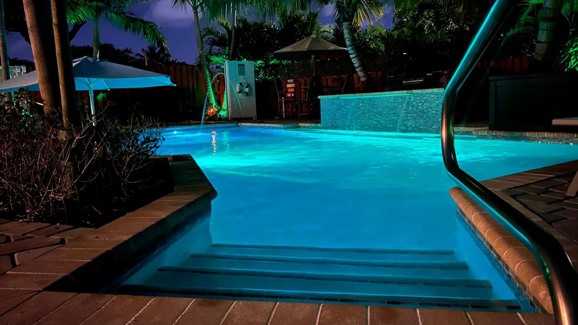 Billy'S Resort- Men Only - Solo Hombres Wilton Manors Экстерьер фото